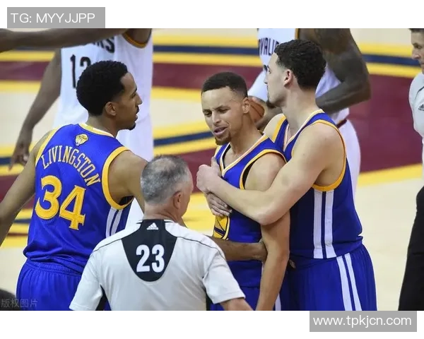 骑士与活塞精彩对决回顾NBA录像带你重温比赛精彩瞬间